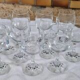 Vintage 10 large crystal glasses - Engraved logo - Cut stem - Very heavy