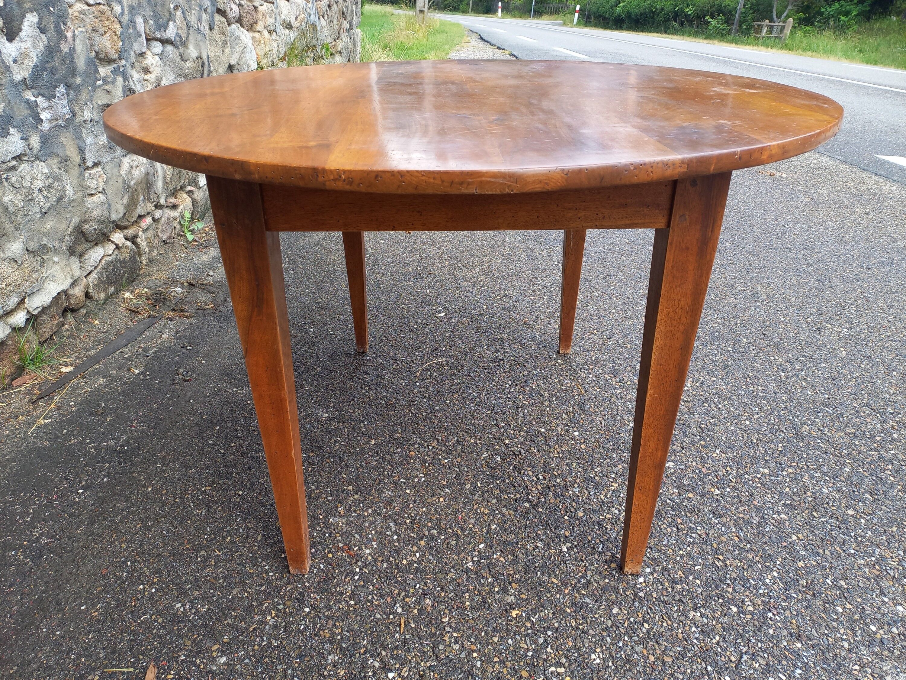 Oval farmhouse table 130 cm