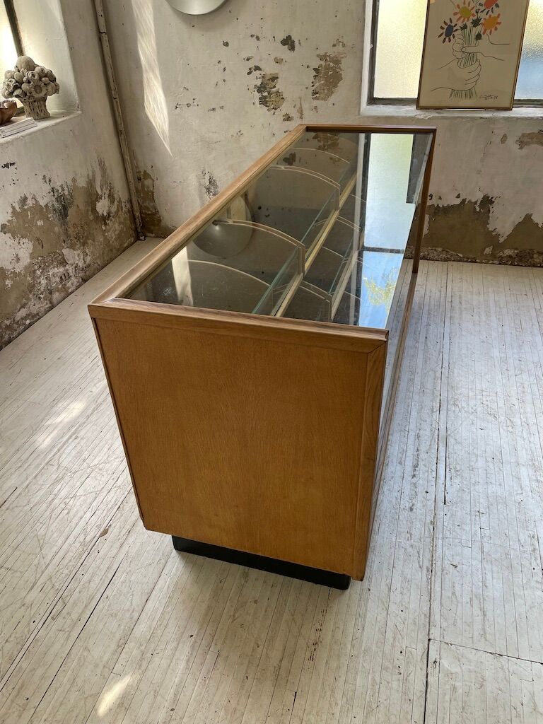 Glass trading post 50s