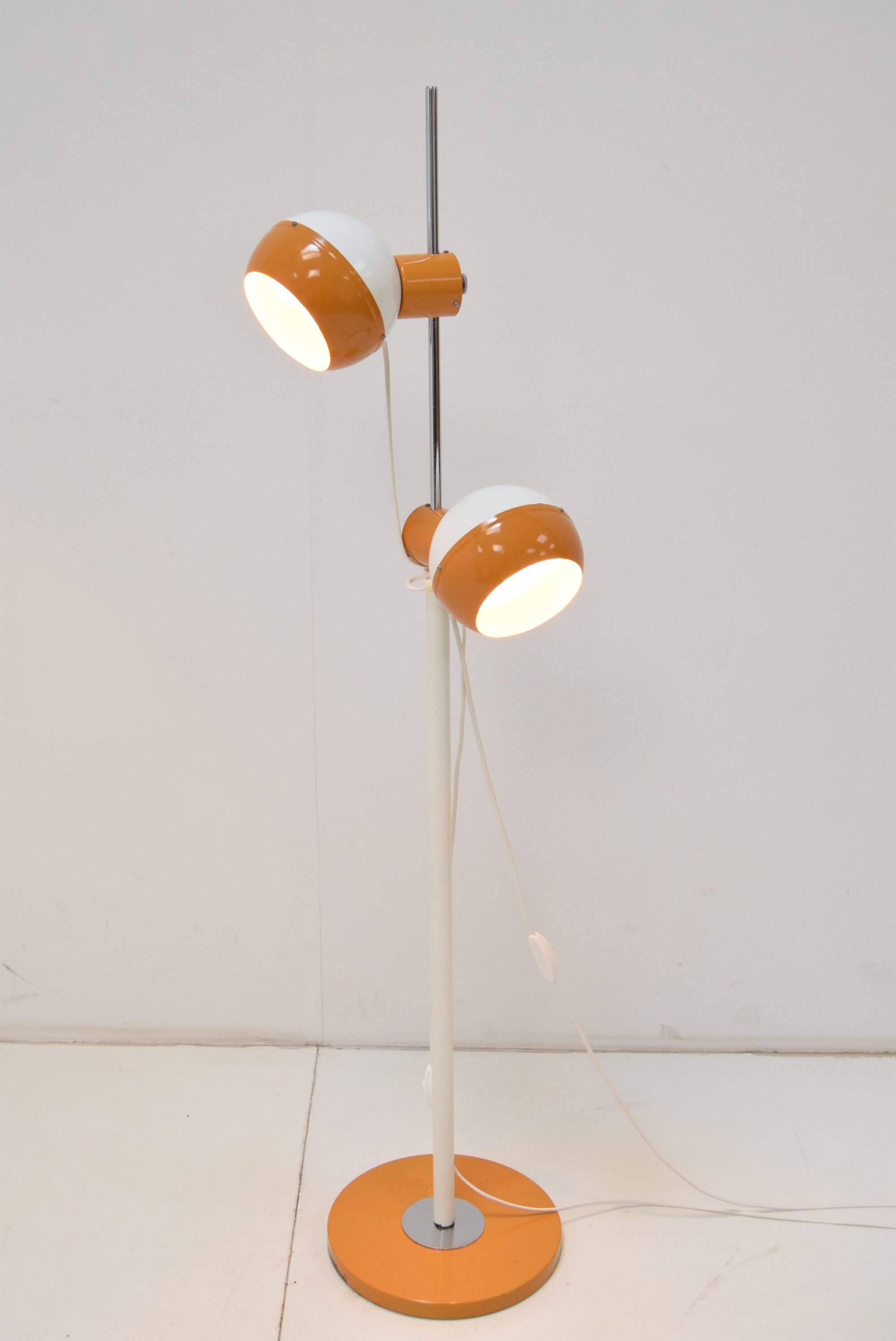 Mid-century magnetic floor lamp adjustable/drukov,1970's.