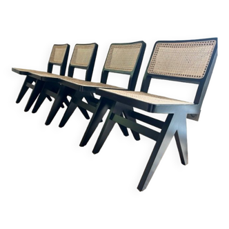 Set of 4 retro v-shaped black rattan chairs