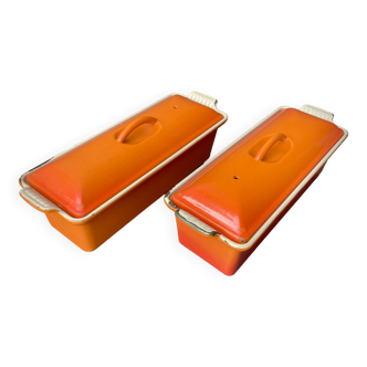 Le Creuset covered mold set