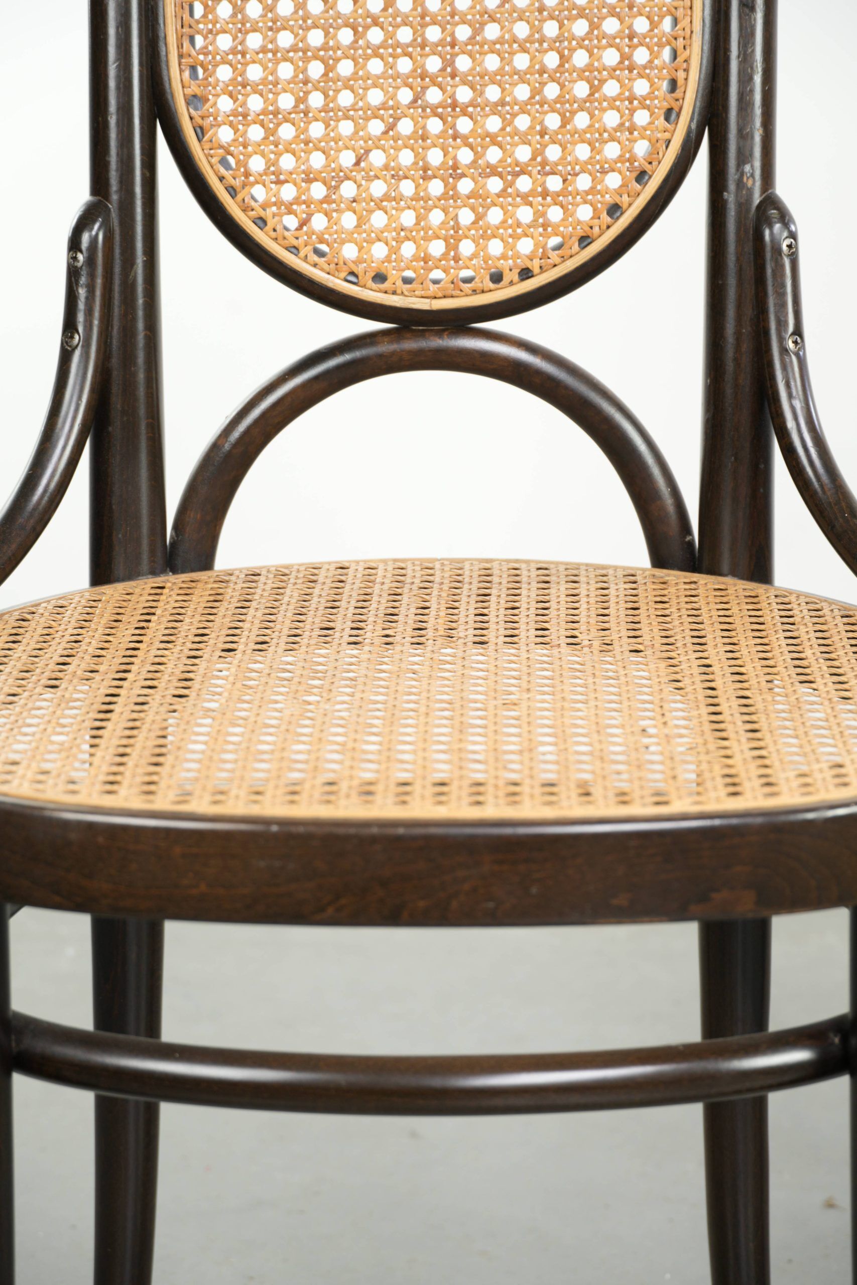 Set of 2 original vintage Thonet design webbing dining chairs with bentwood