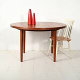 Table de salle à manger ronde scandinave des années 1960 en teck rayé