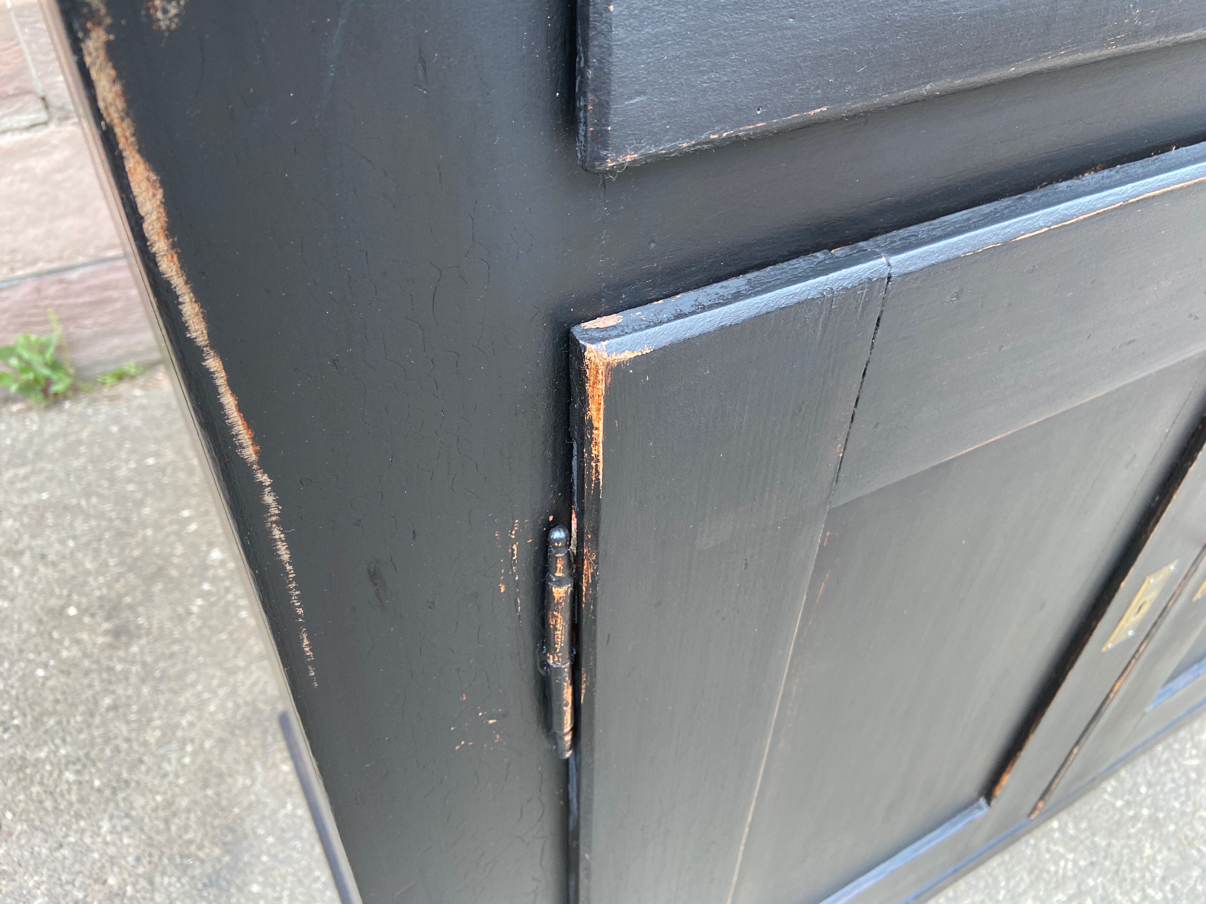 Low sideboard Early XXth wood painted