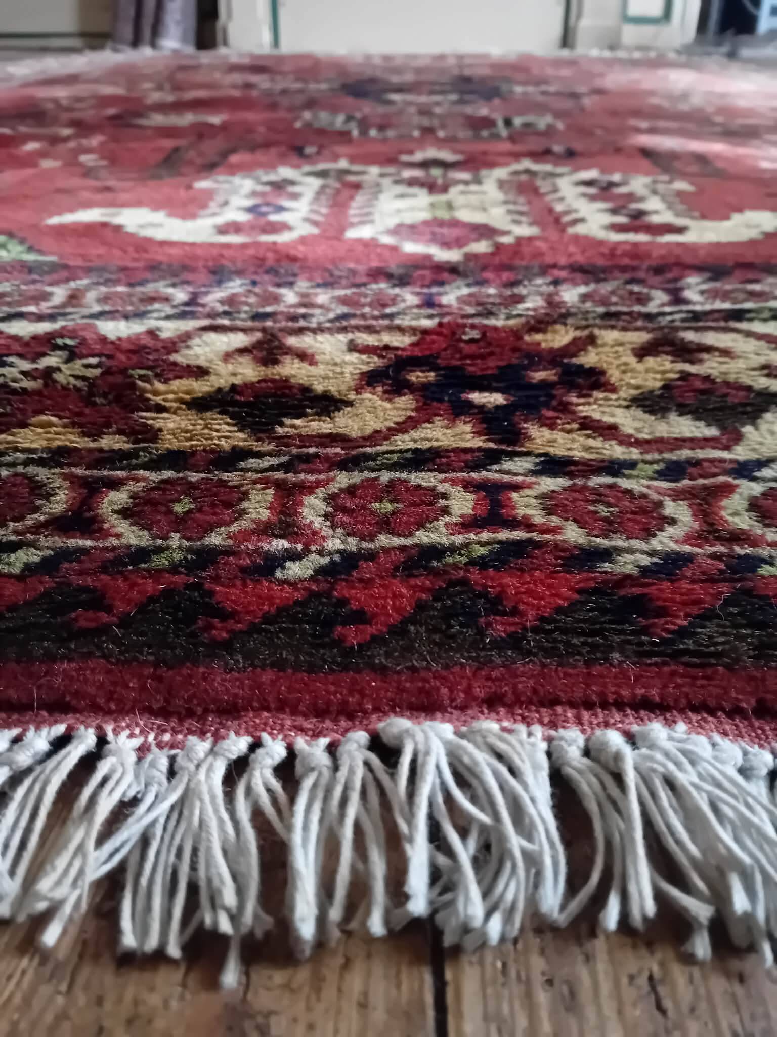 Handmade Pakistani Kazak rug 280x200cm
