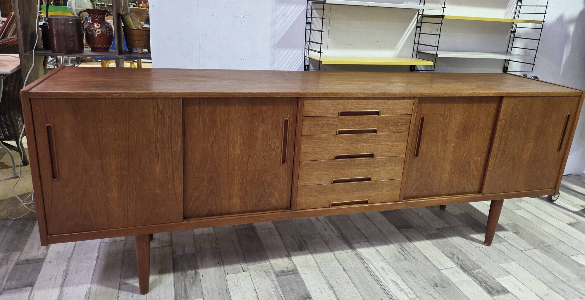 Scandinavian enfilade in teak by Nils Jonsson for Troeds, circa 1960.
