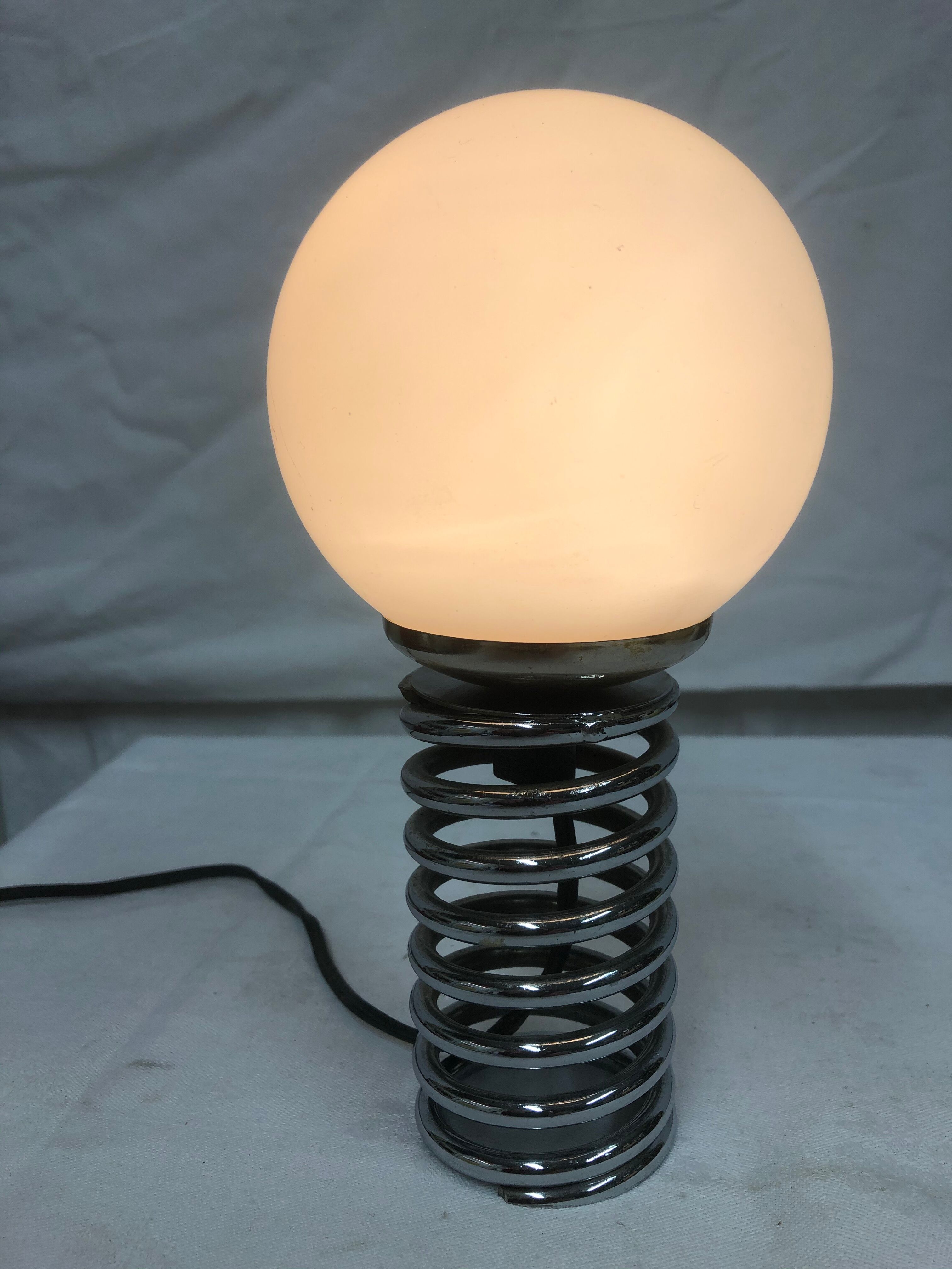 Lampe ressort design 1970