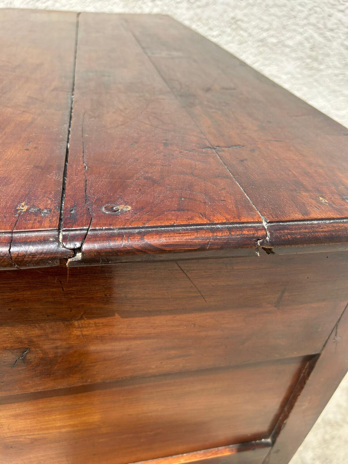 Antique Louis XV sideboard in solid wood