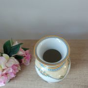 White Porcelain Vase Kaiser – Catherine Collection – Hand-Painted Decor