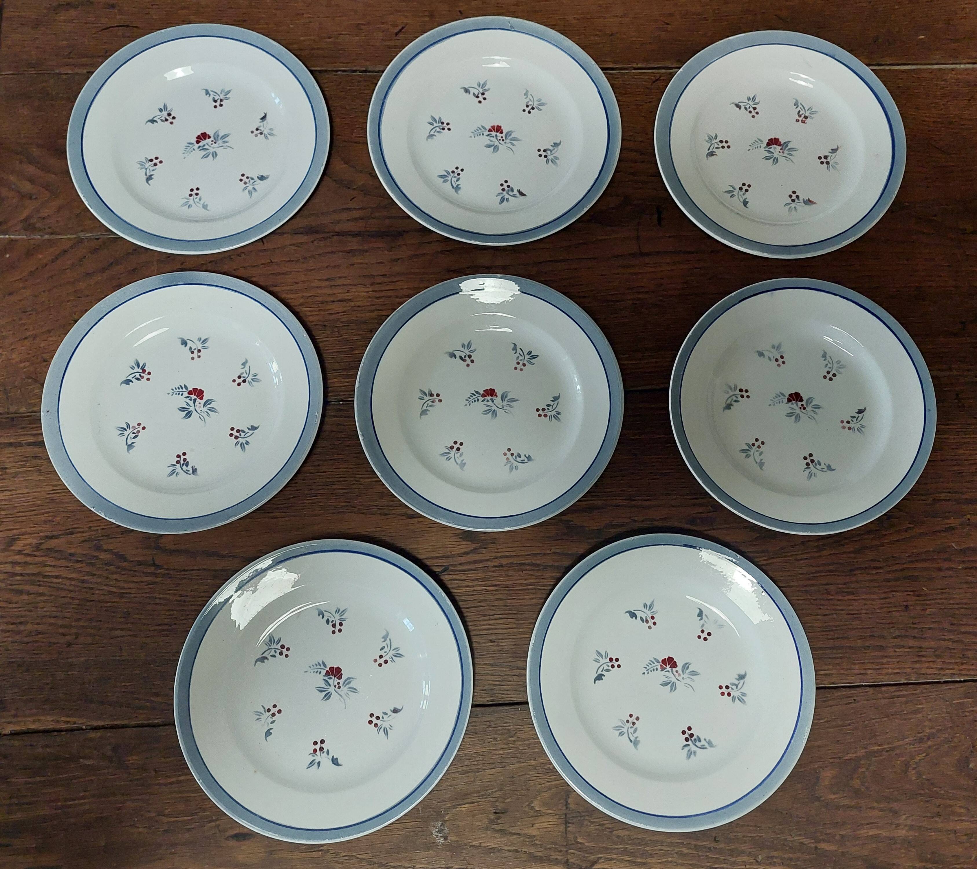 Dessert plates, set of eight, Marly decor