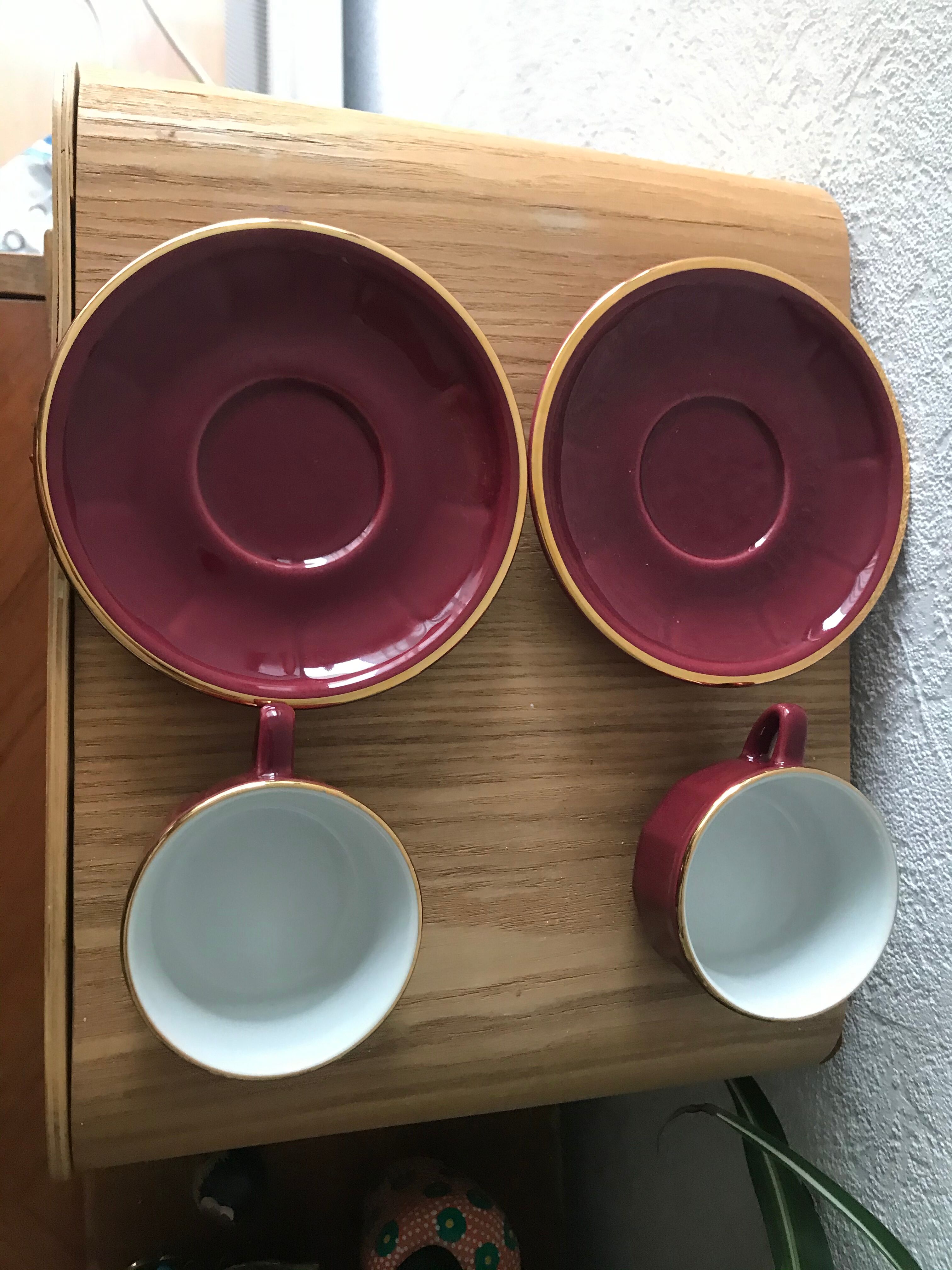 2 cups Apilco bistro coffee