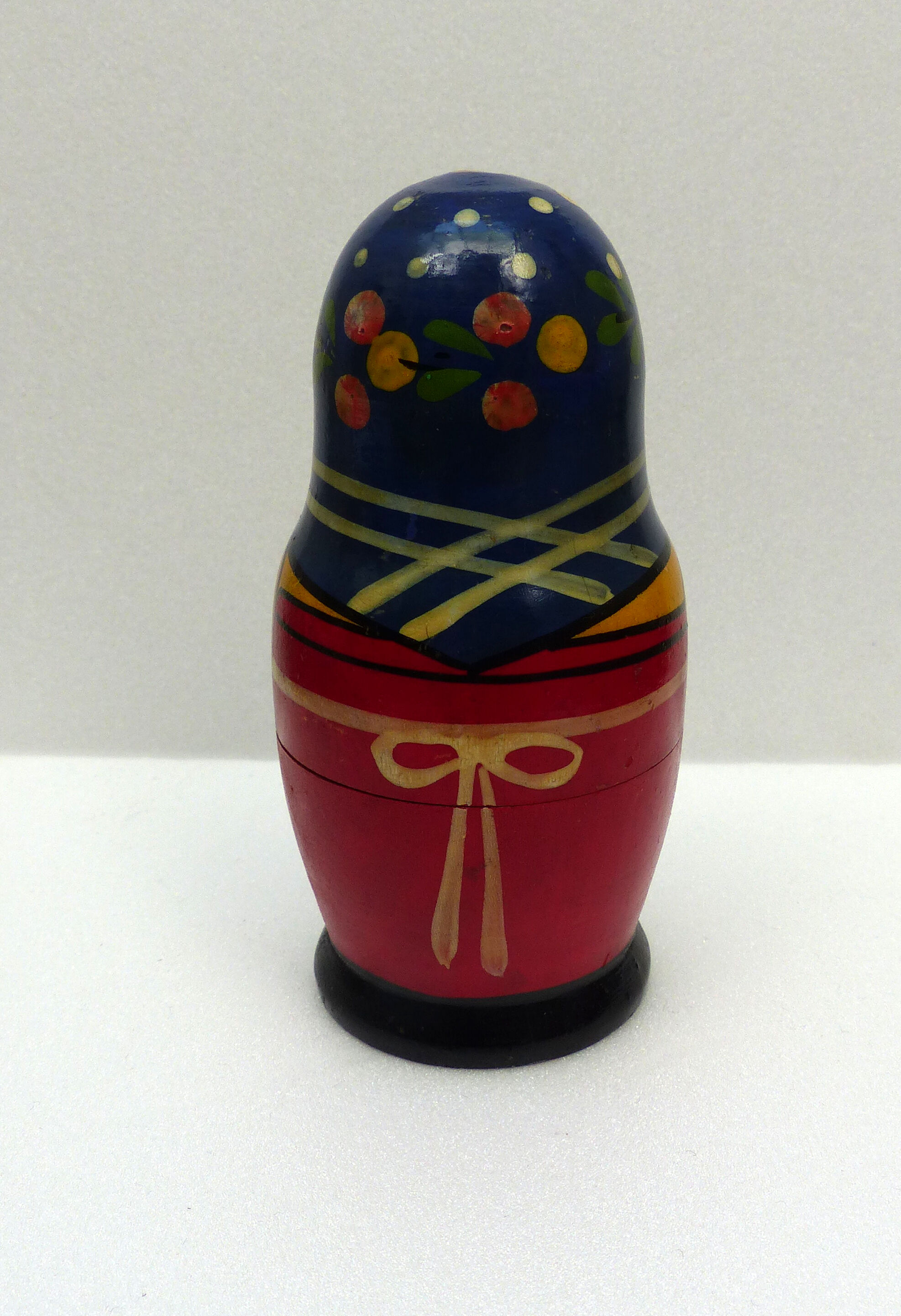 Set of 7 Russian dolls