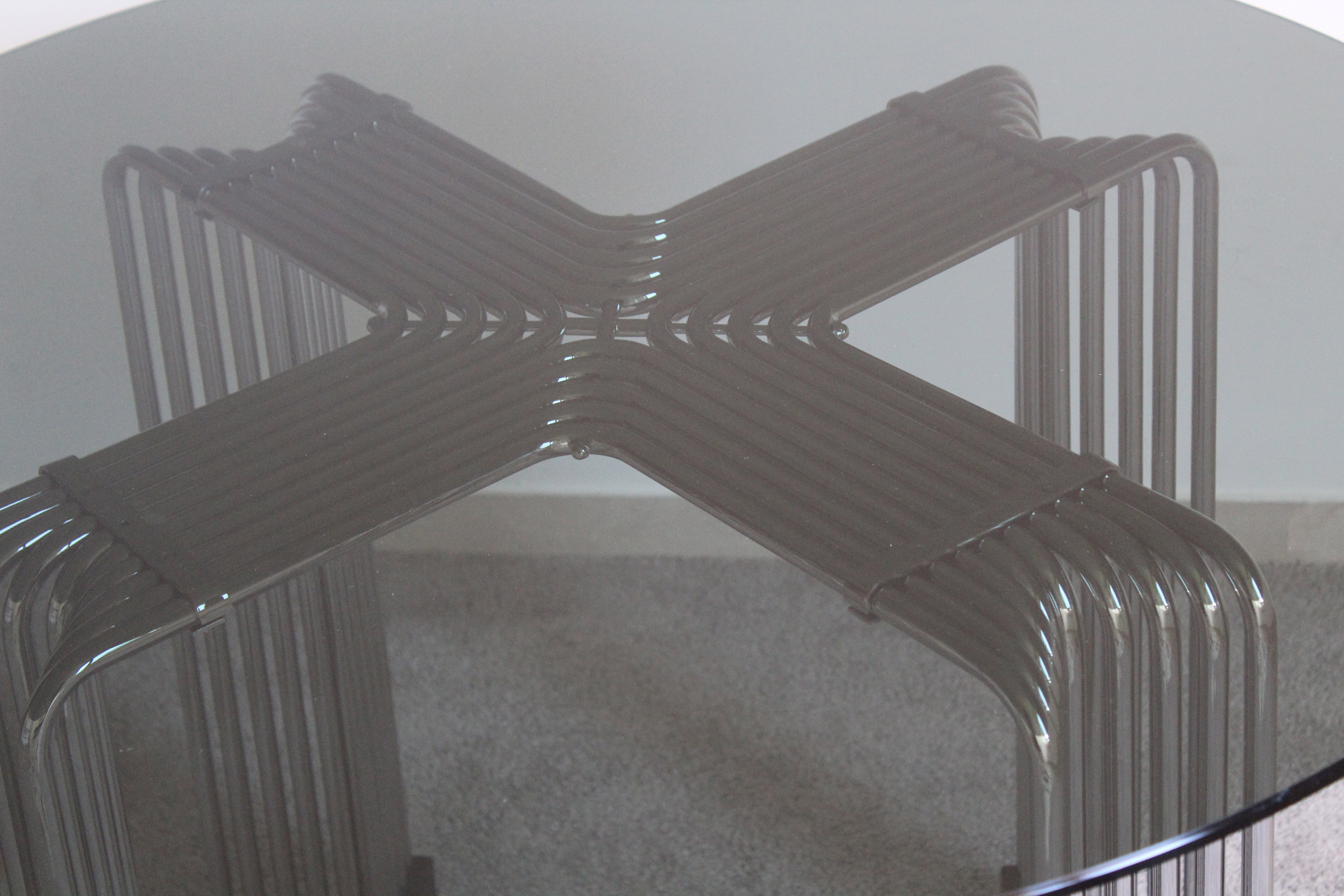 Chromed round round glass round rod table, Italy 1970s