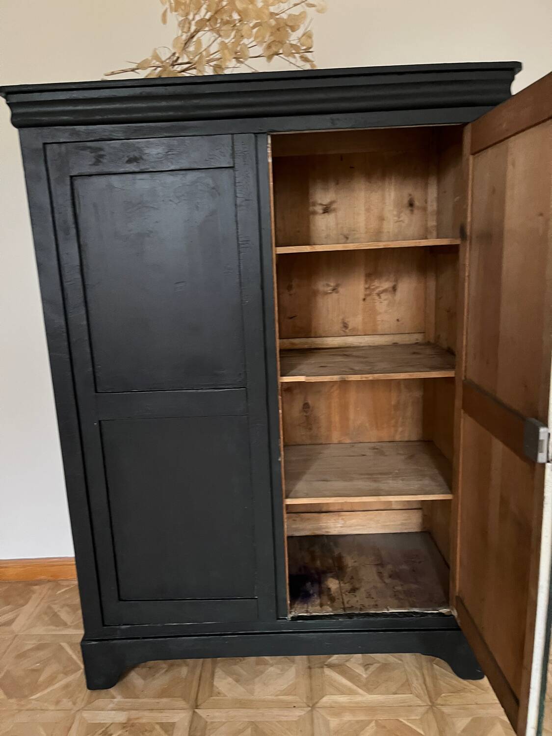 Parisian black velvet wardrobe