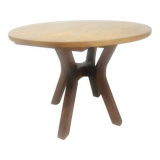 Round table