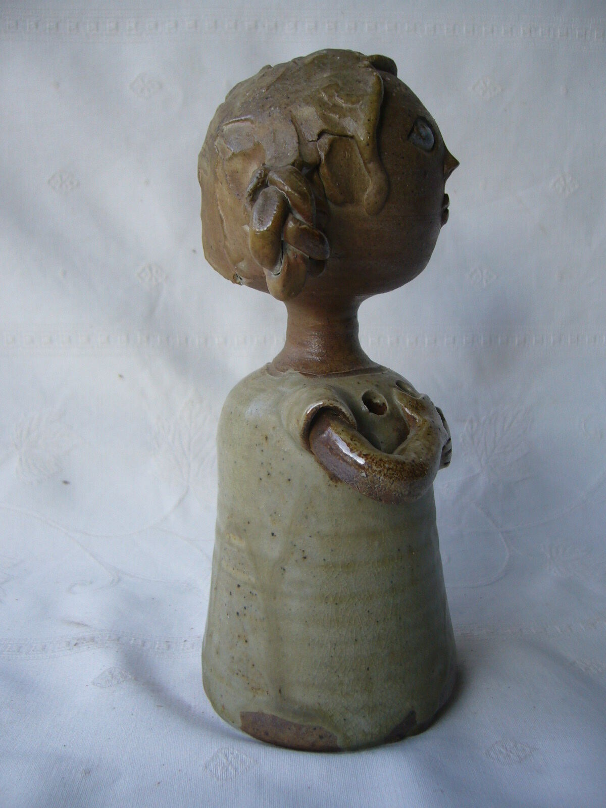 spades verni sandstone flowers little girls with mats