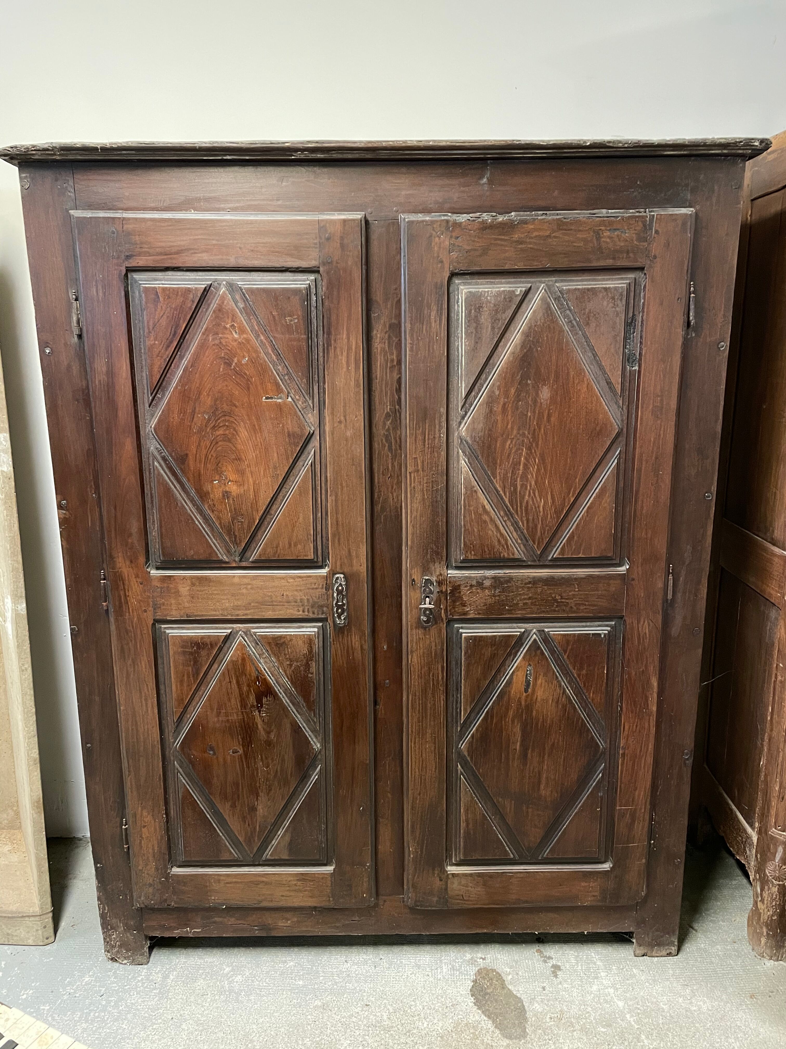 Former wardrobe closet closet louis XIII