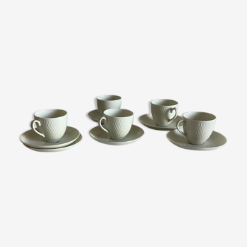 Suite de 5 tasses à café et 6 soucoupes en porcelaine Royal Copenhague années 70.