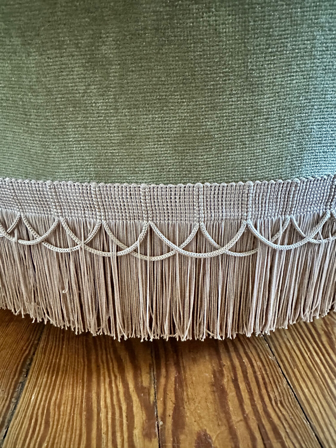 Fauteuil crapaud en velours