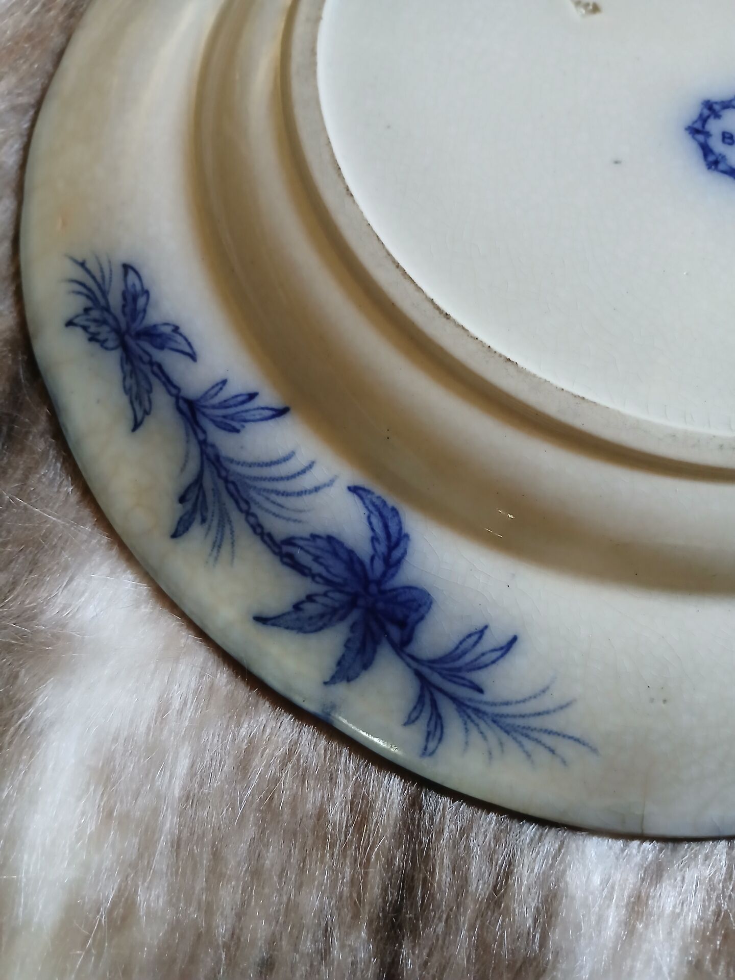 8 very old flat plates made of ironstone