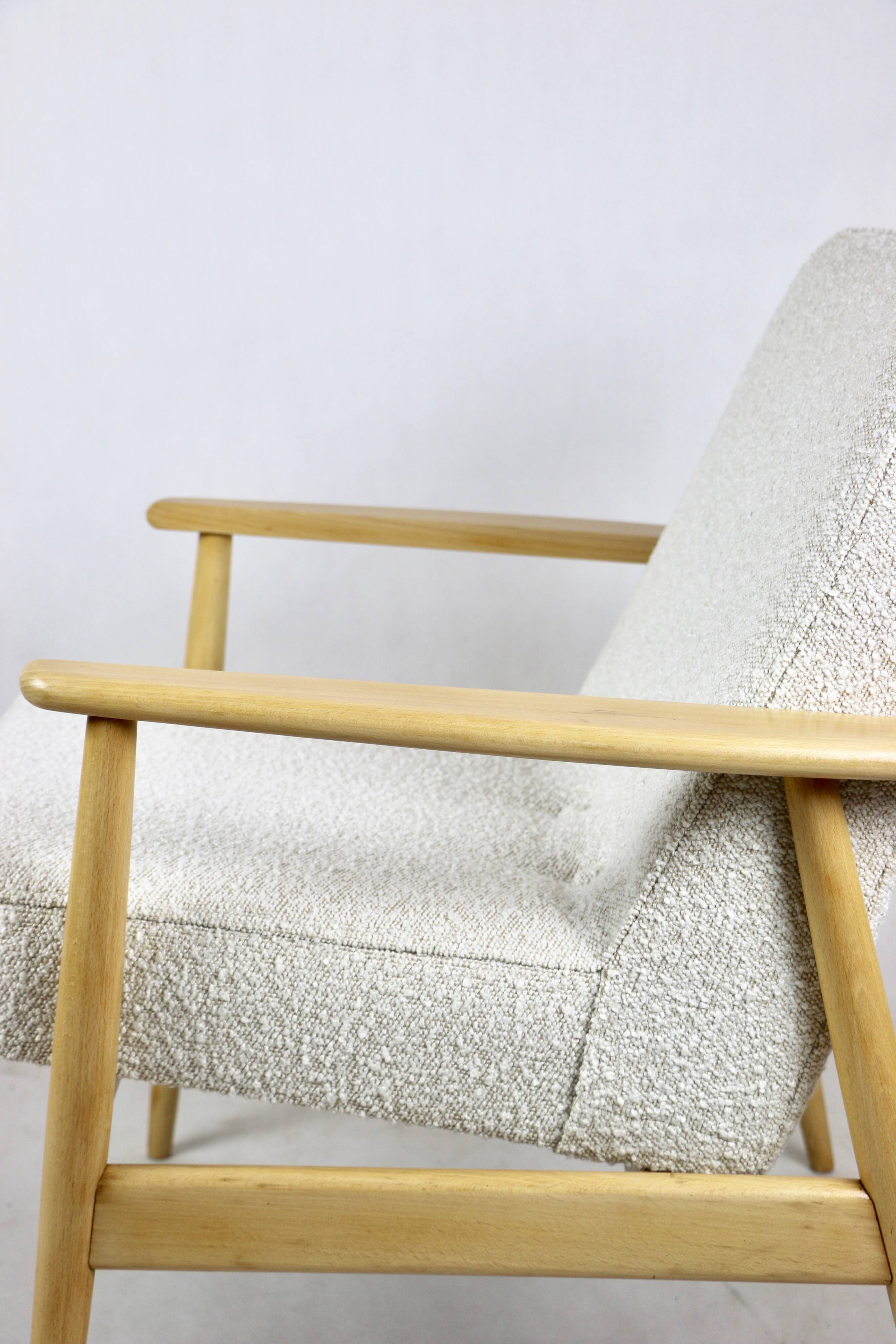 White Ivory Boucle GFM63 Lounge Chair by J. Kedziorek, 1970s