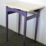 Beige and plum painted wood Thonet-style side table, 1940s.