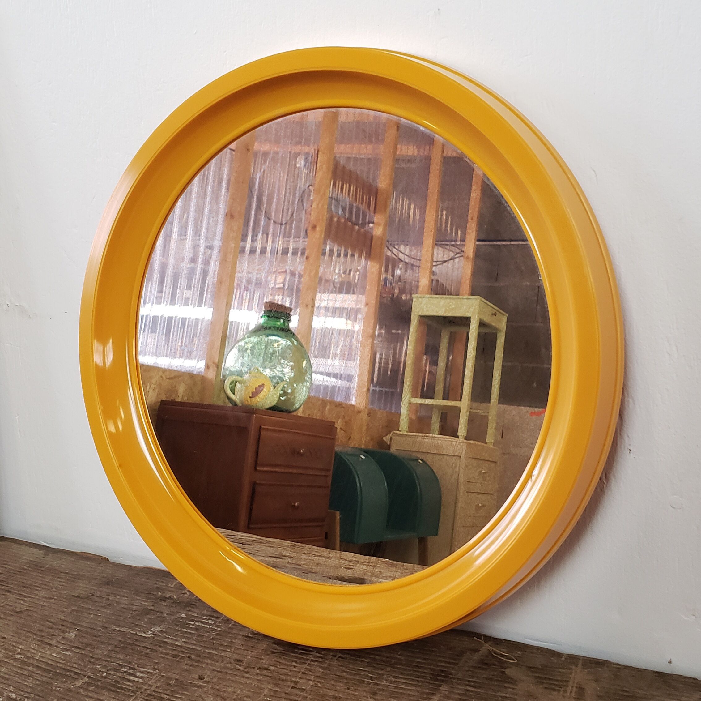 Orange mirror 70's