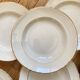 Lot de 6 assiettes creuses en faïence ancienne blanche et or Moulin des loups Orchies vintage