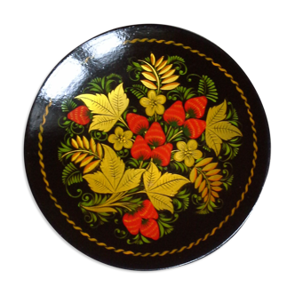 Decorated plate
