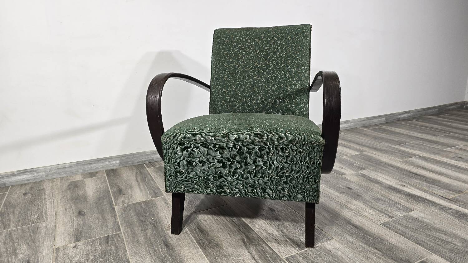 Fauteuil Art Déco par Jindrich Halabala