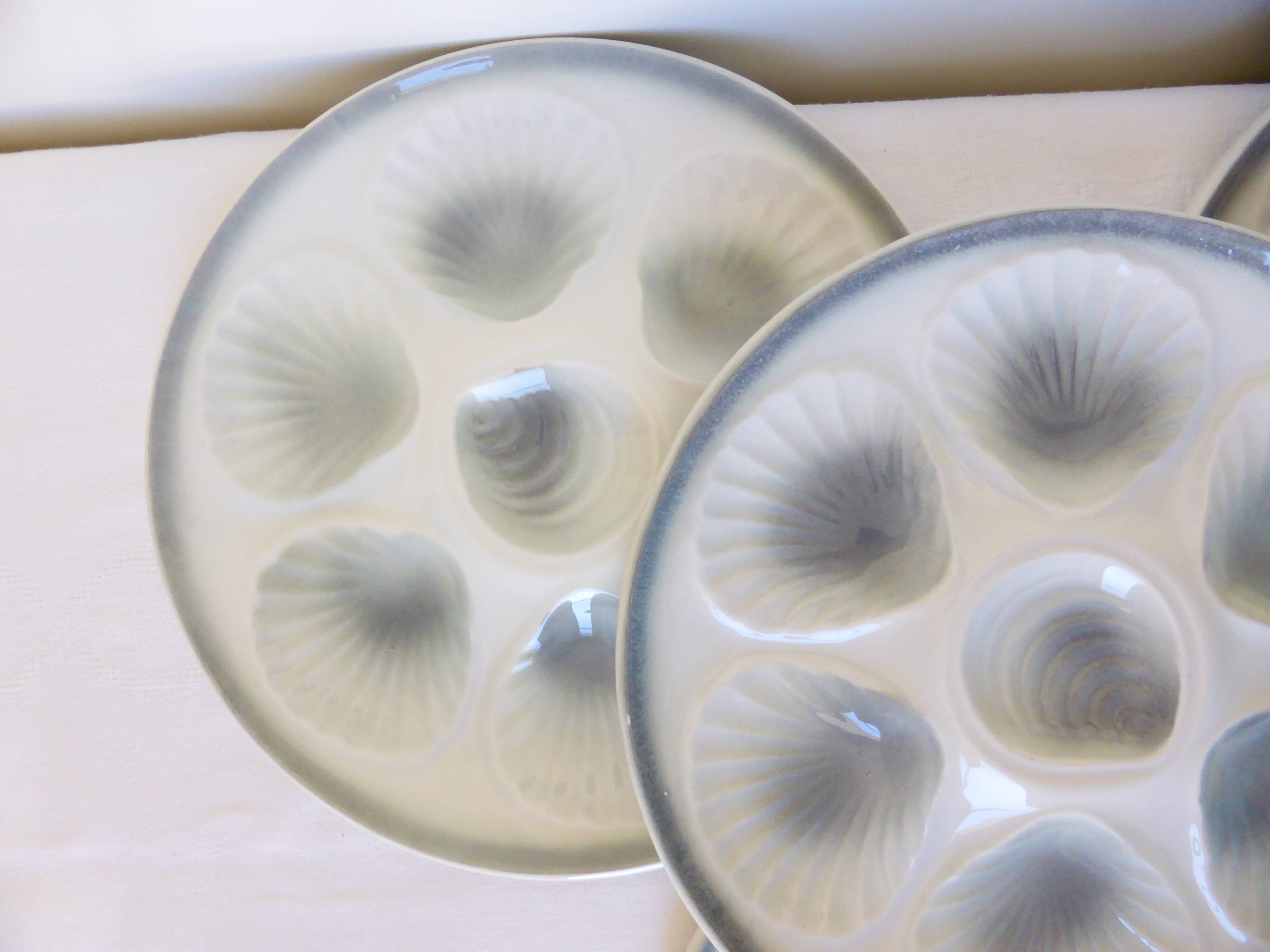 4 oyster plates Moulin des Loups 2106174