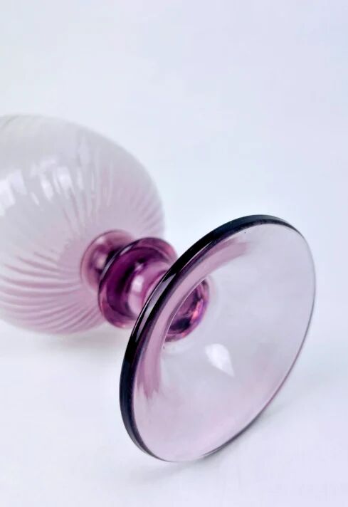 Set of 6 purple crystal wine glasses from the 70s/80s.