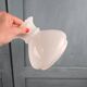 Globe abat-jour opaline blanche – Verre opale, bord ondulé – Style intemporel