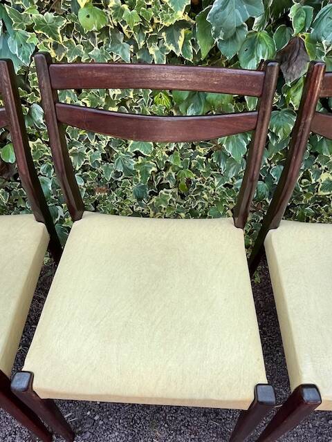 6 Scandinavian chairs with pale yellow skai seats
