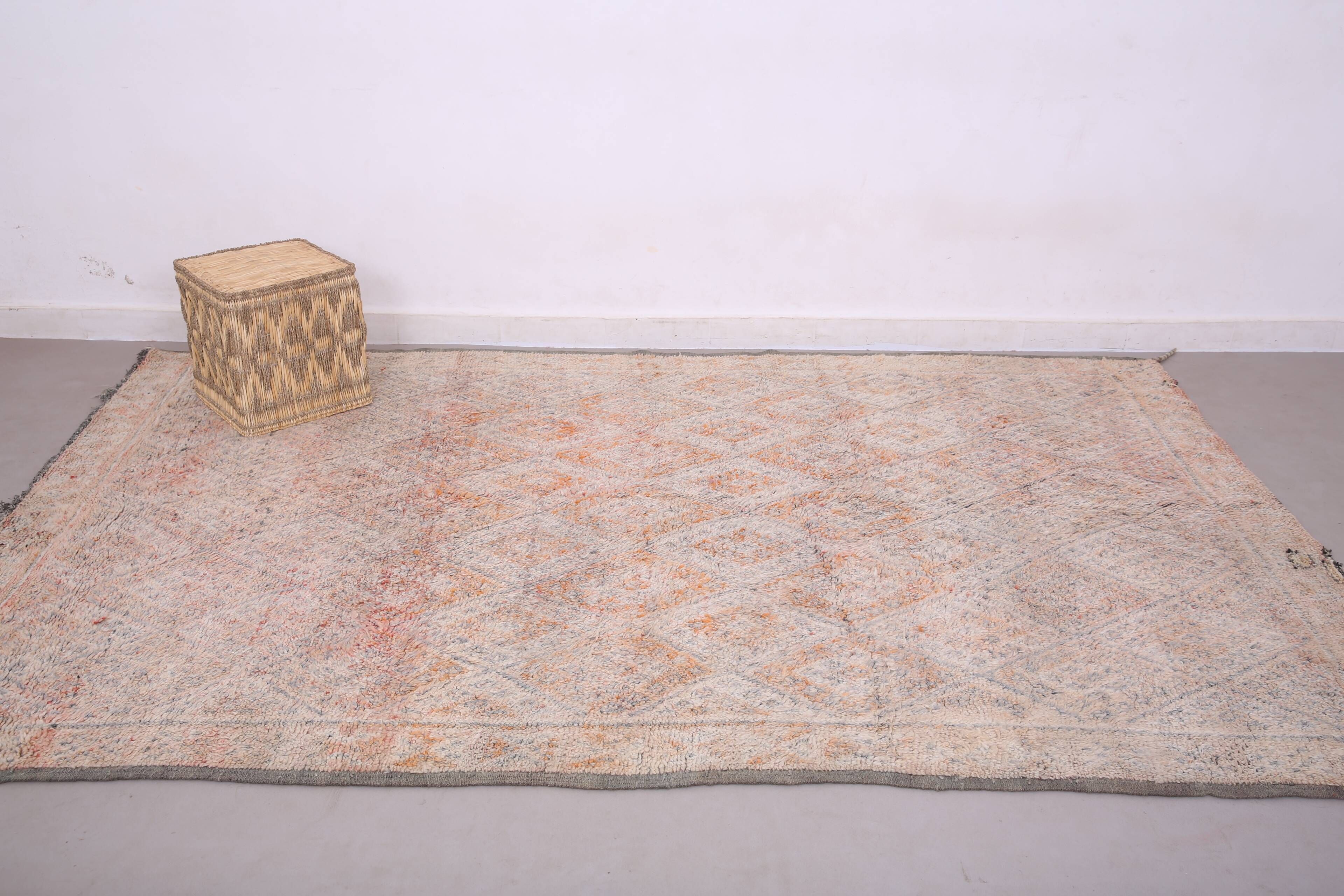 Tapis marocain vintage pâle 197 x 306 cm, tapis en laine berbère, tapis fait main boho