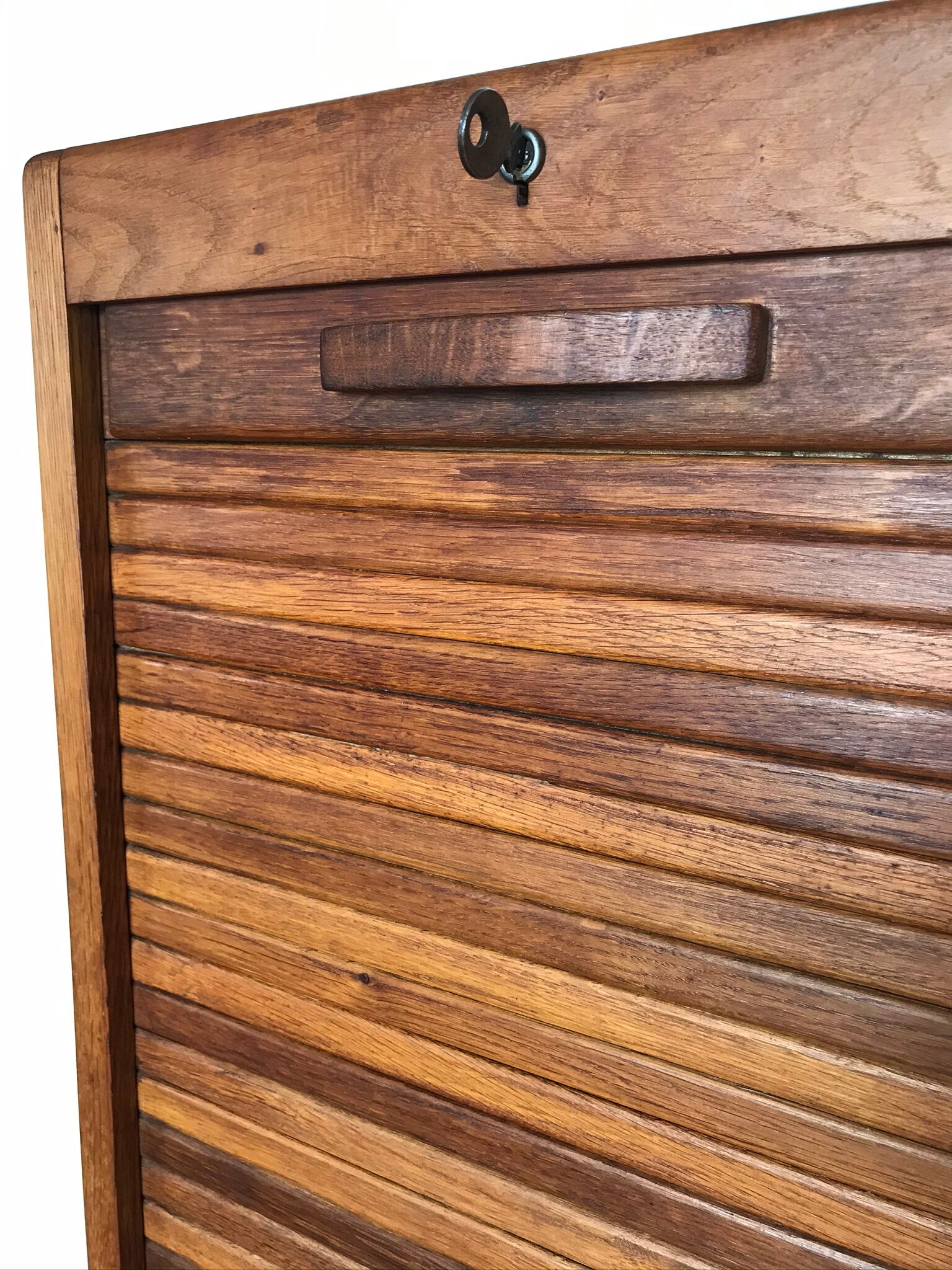 Vintage curtain binder in solid oak 5 shelves