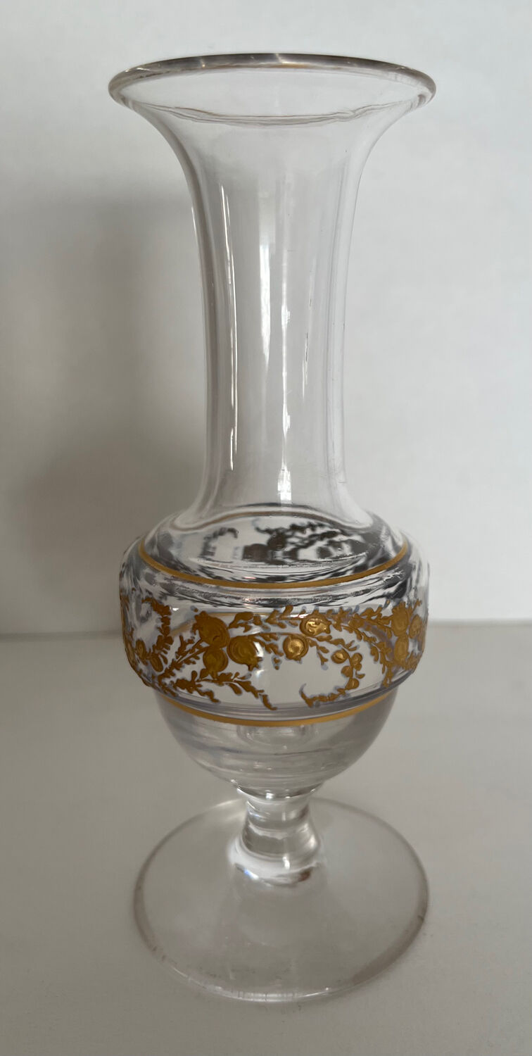 Petit vase en verre ancien
