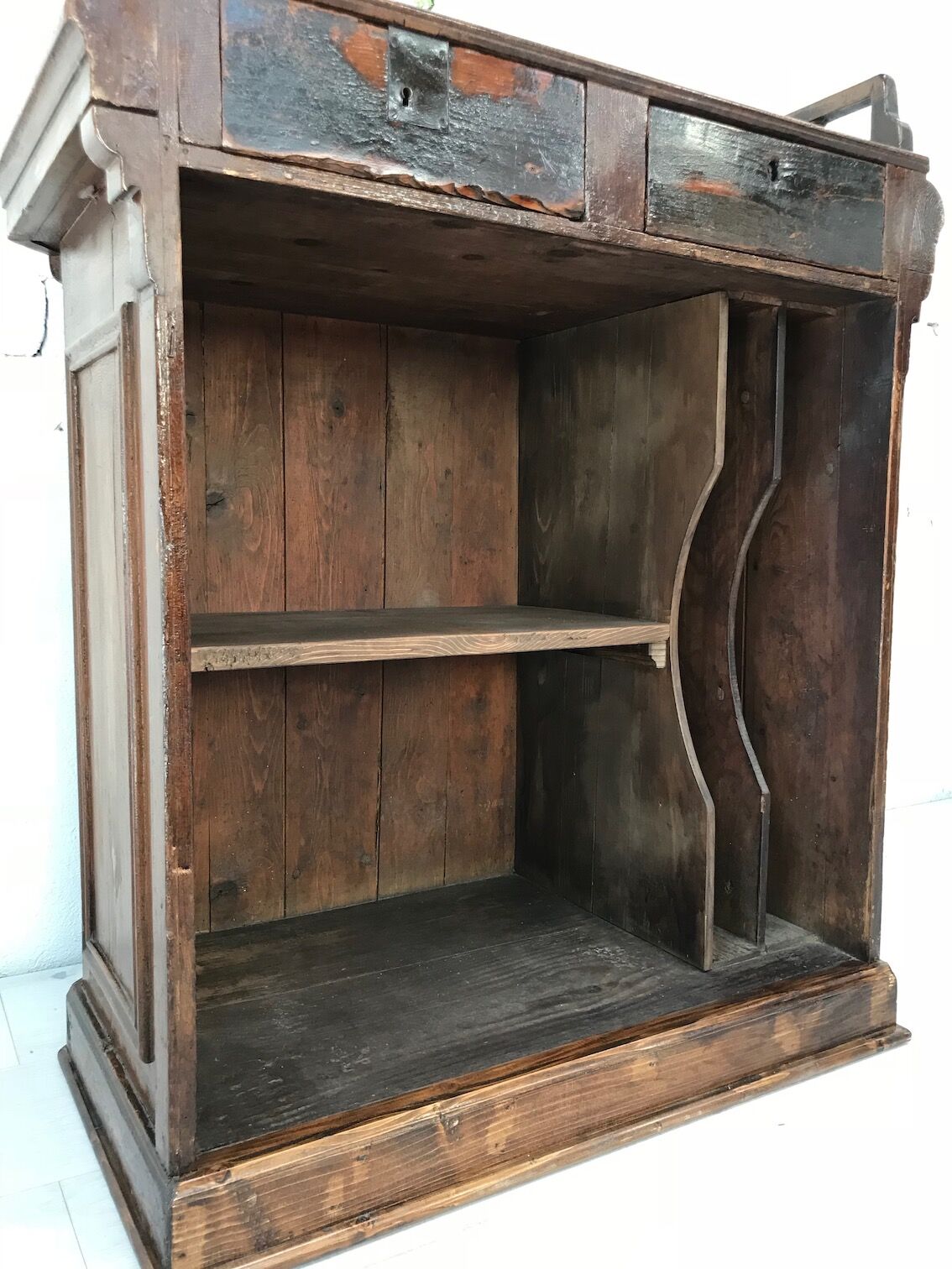 Checkout counter, circa 1900