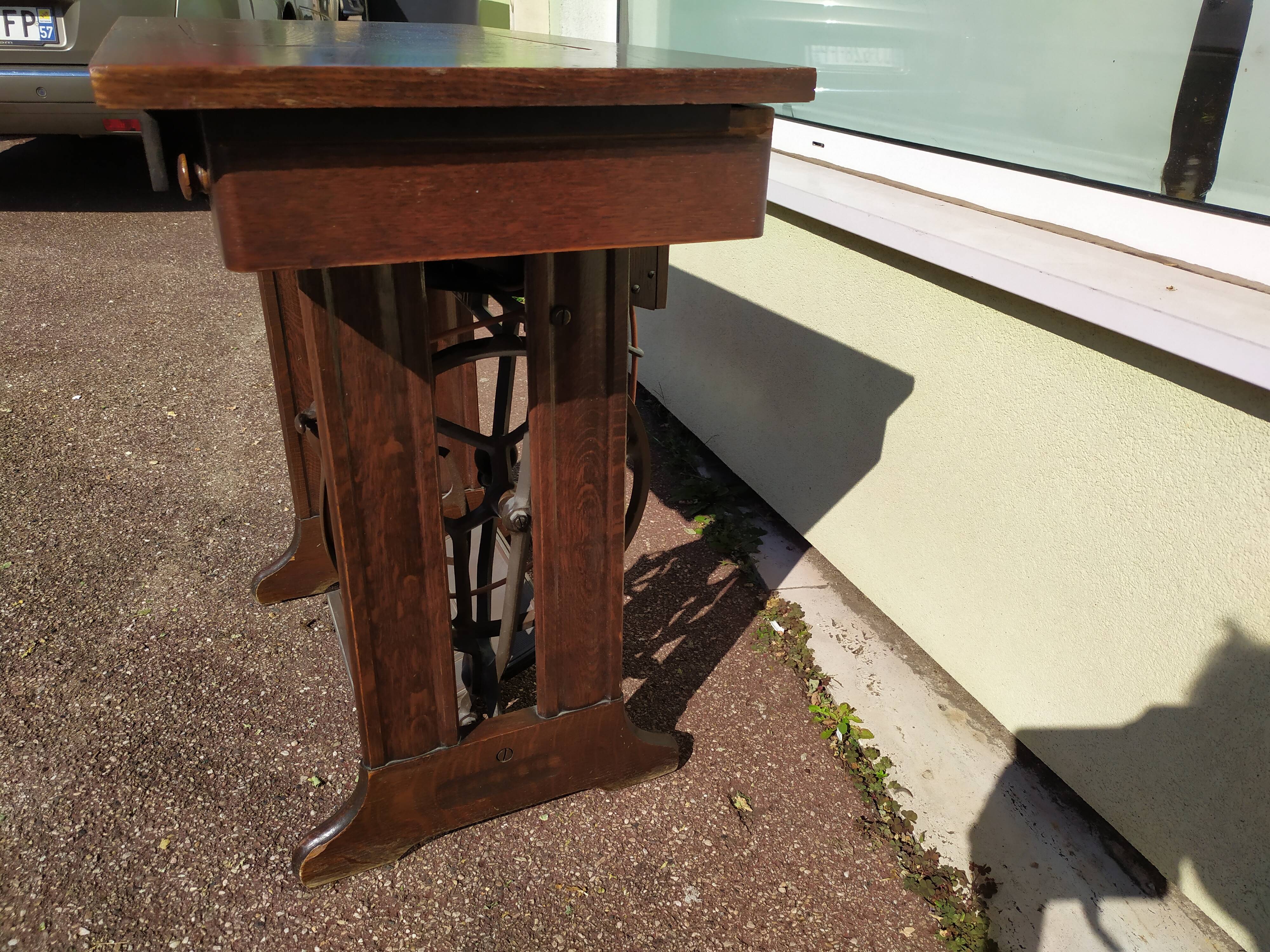 Meuble pour machine a coudre Singer - petit Bureau