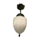 Opaline suspension