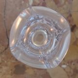 Corolla-shaped vase in bayer crystal