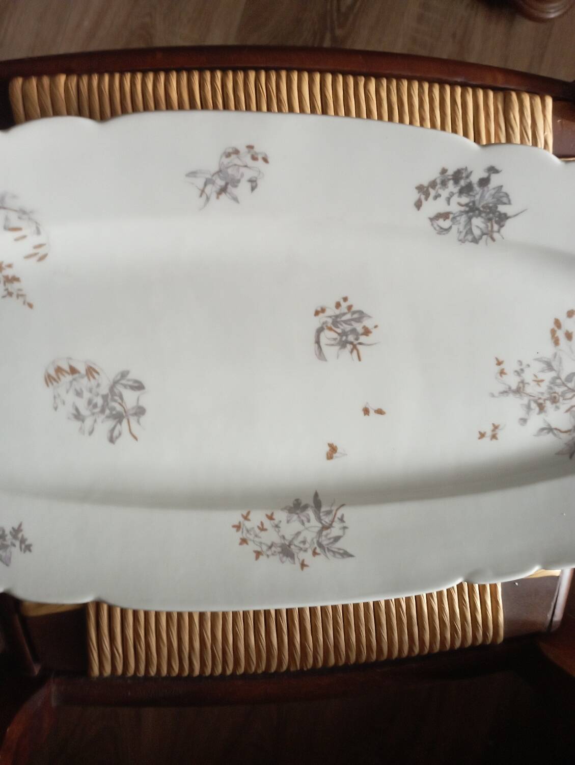 Serving dish