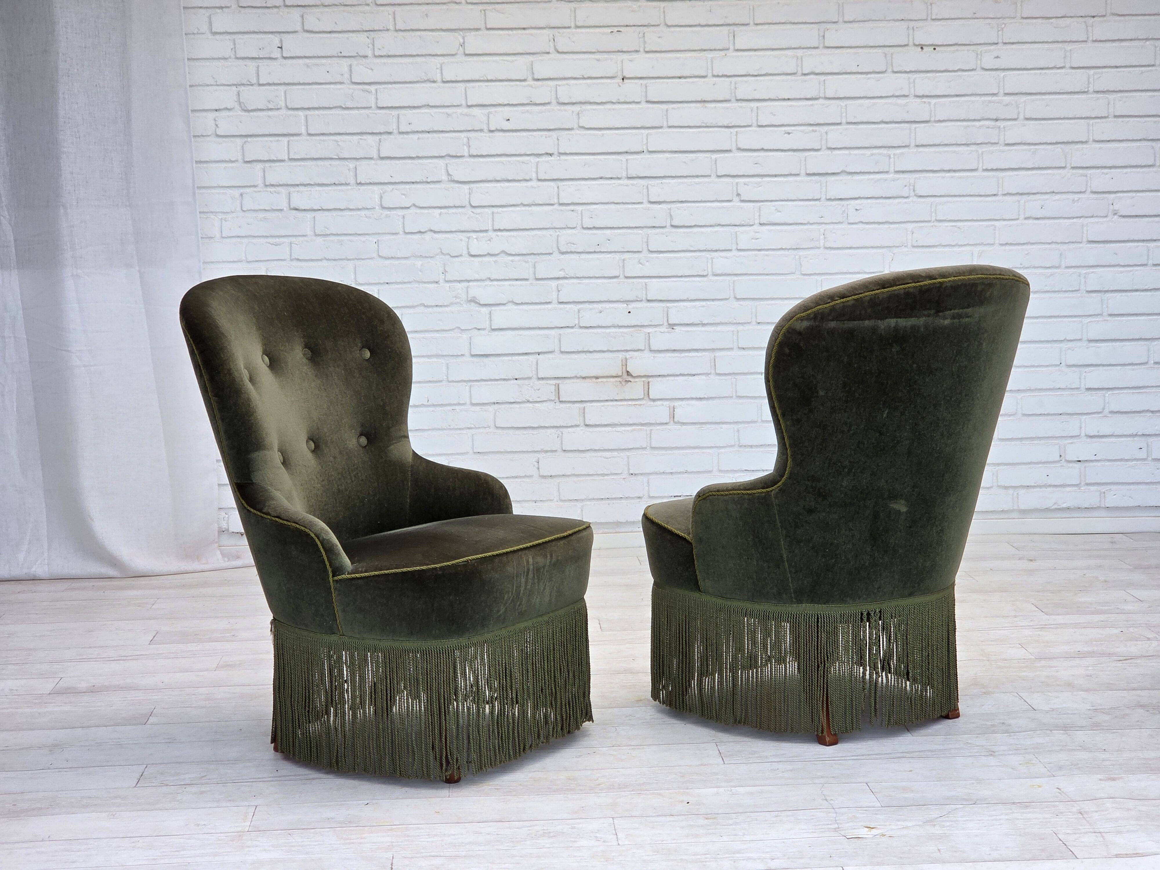 1970s, Danish side chair, green furniture velour, beech wood legs.