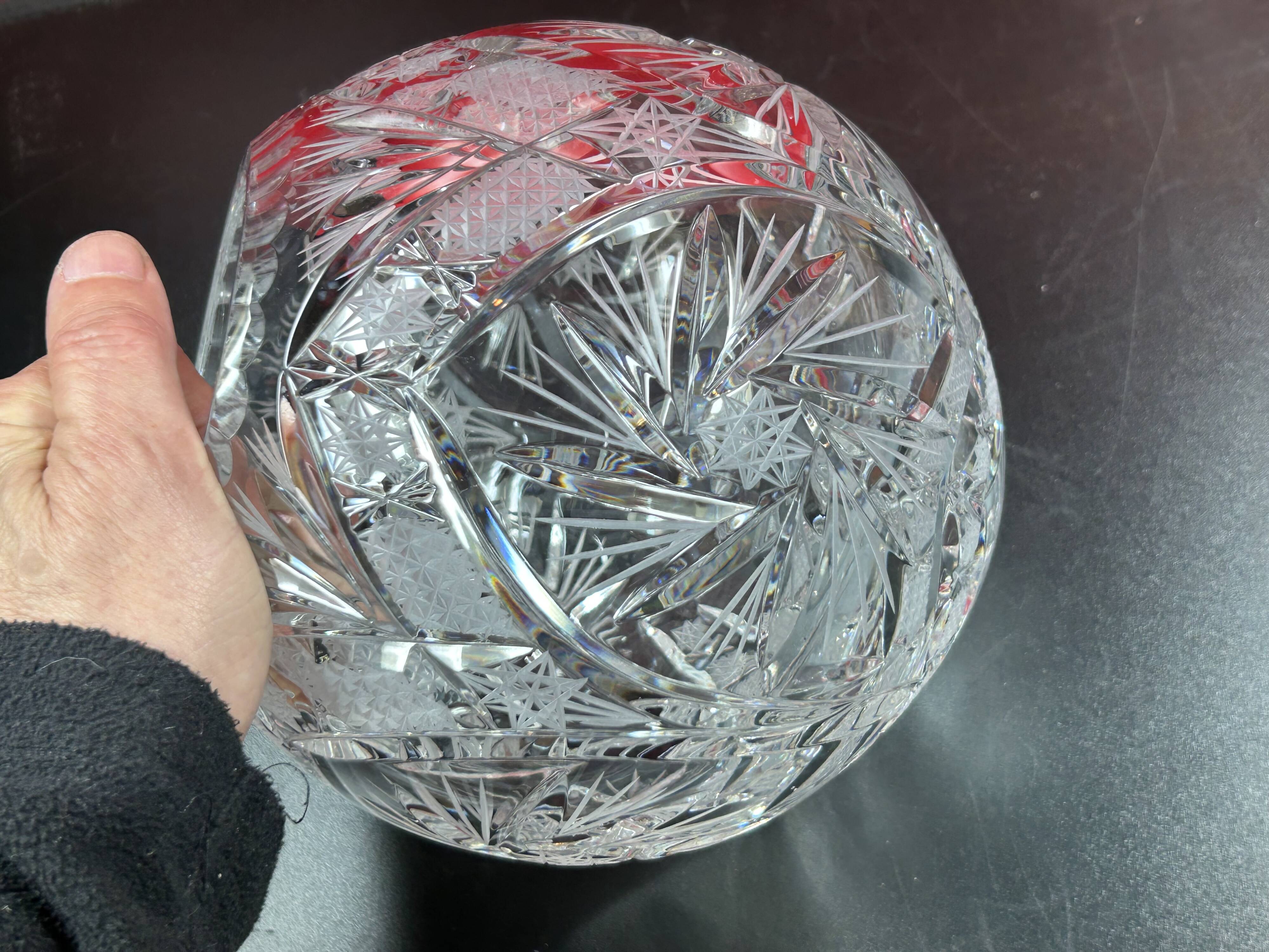 18cm cut crystal ball vase