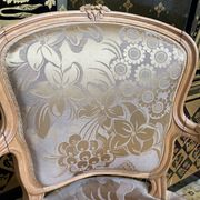 Paire de fauteuils cabriolets de style Louis XV