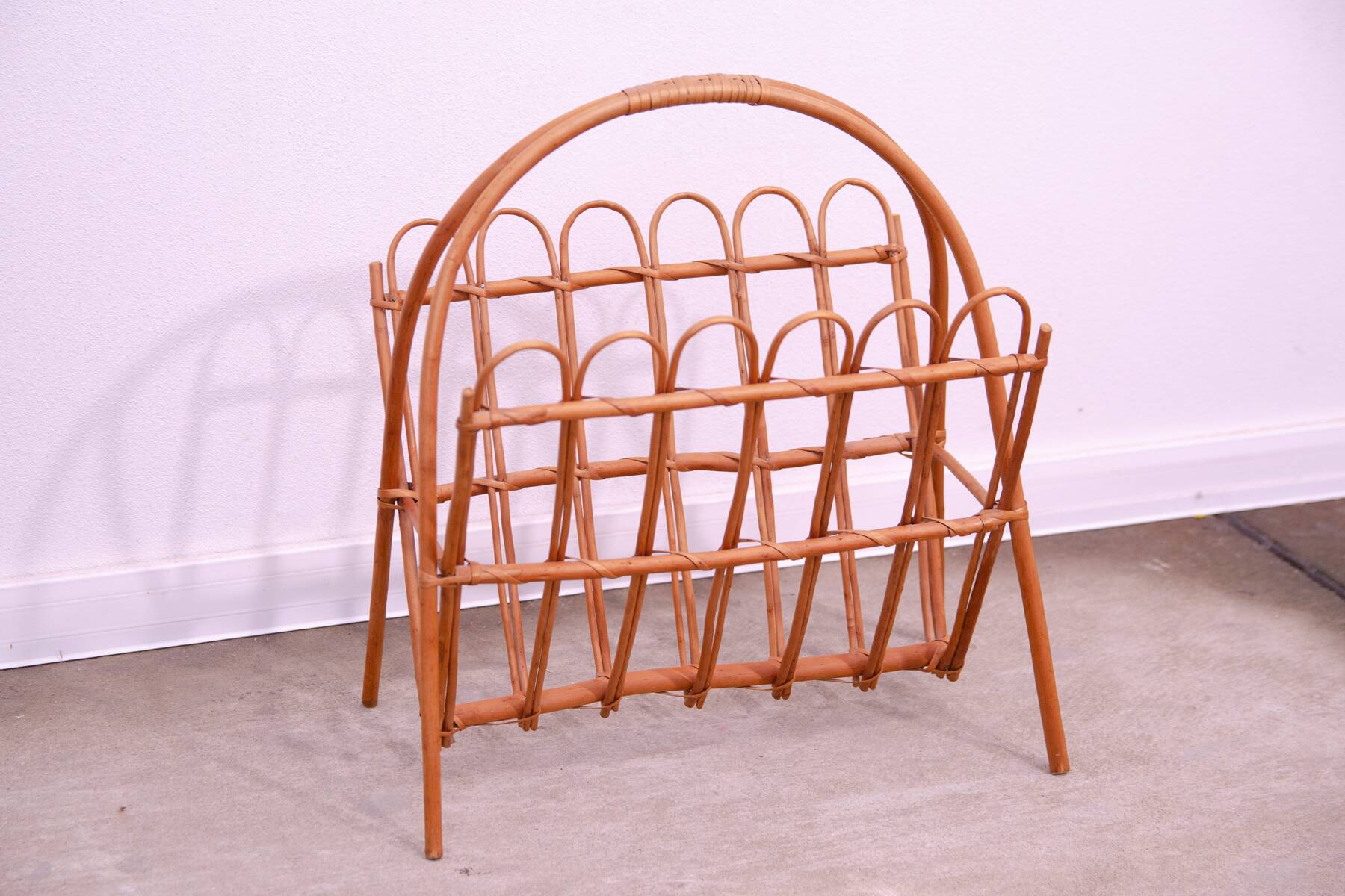 Mid century rattan magazine rack by Jan Kalous for ÚLUV, 1960´s, Czechoslovakia