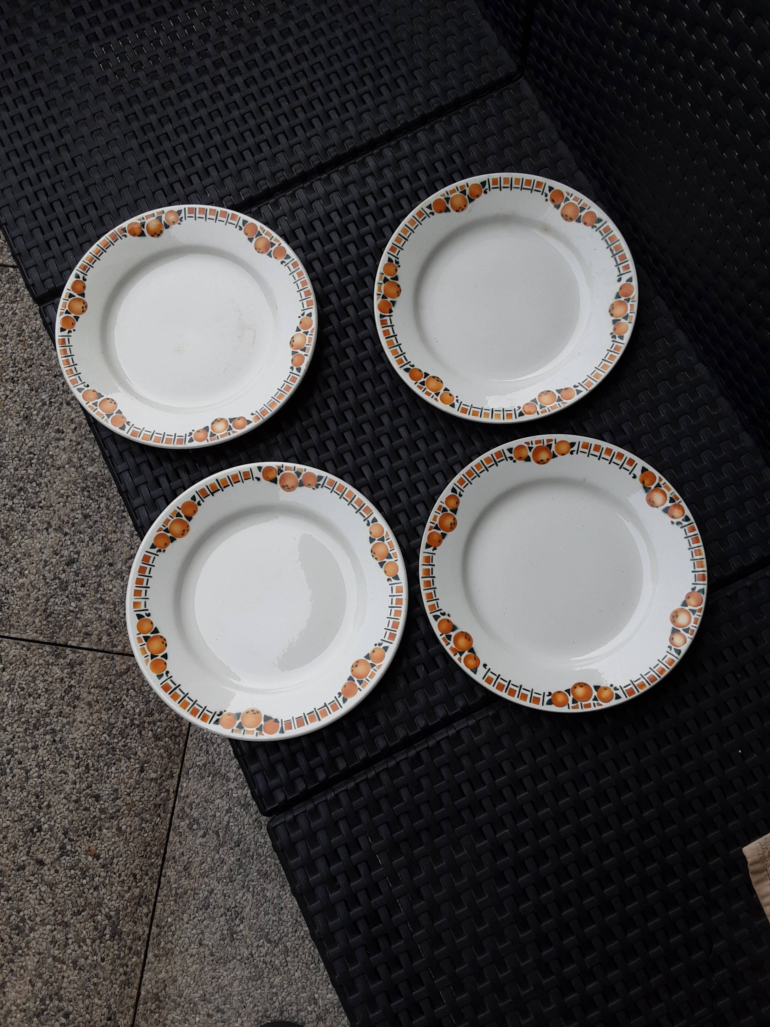 4 vintage flat plates, 22 cm, from St Amand Ceranor, Cotentin pattern