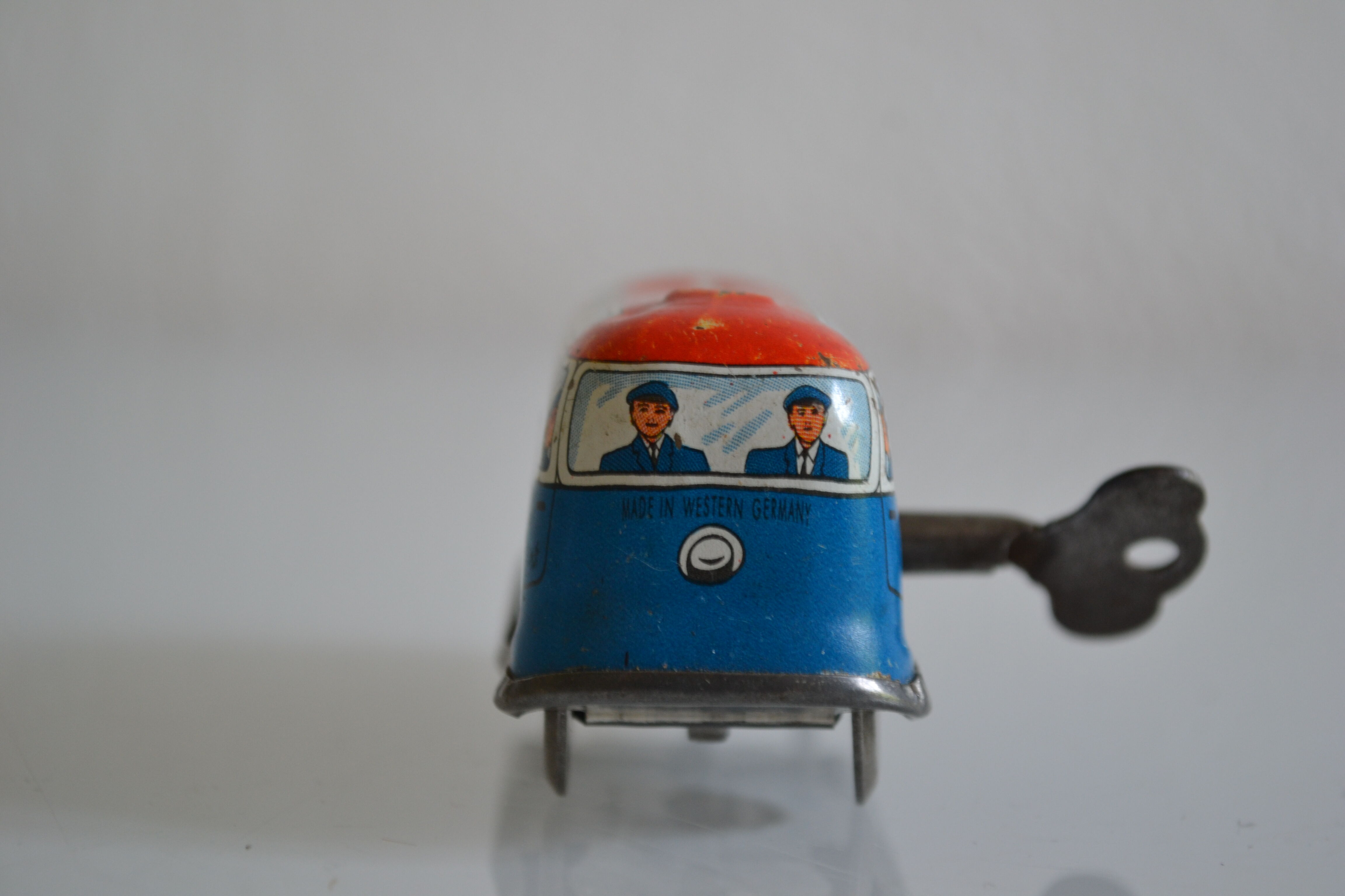 1950 vintage mechanical bus