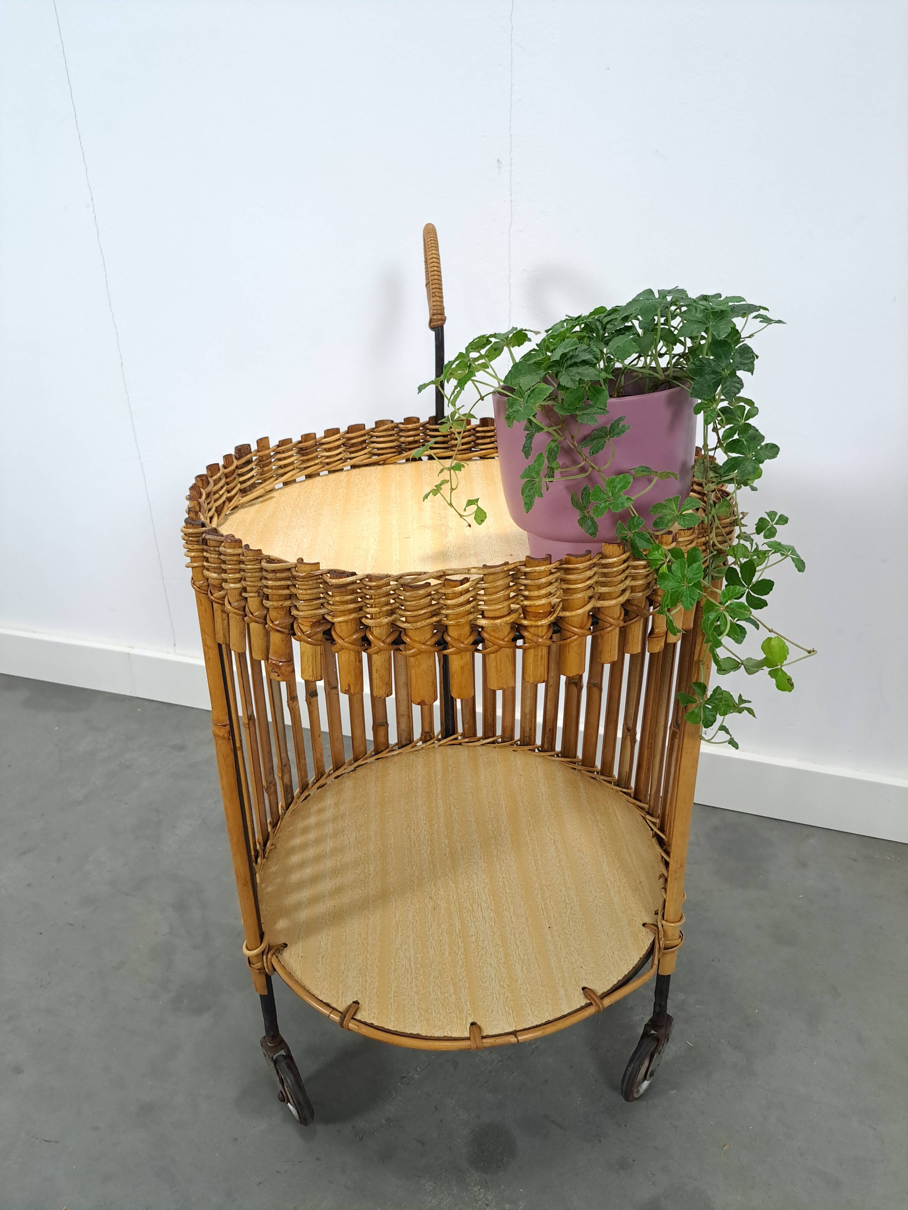 Bamboe trolley, bijzettafel